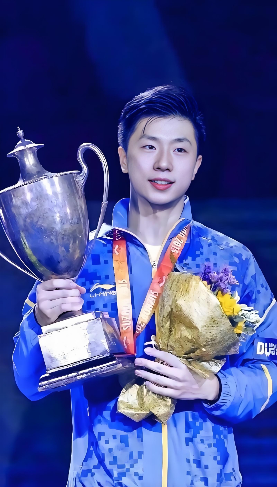 德国乒乓球队完胜波兰乒乓球队，马龙高光表现