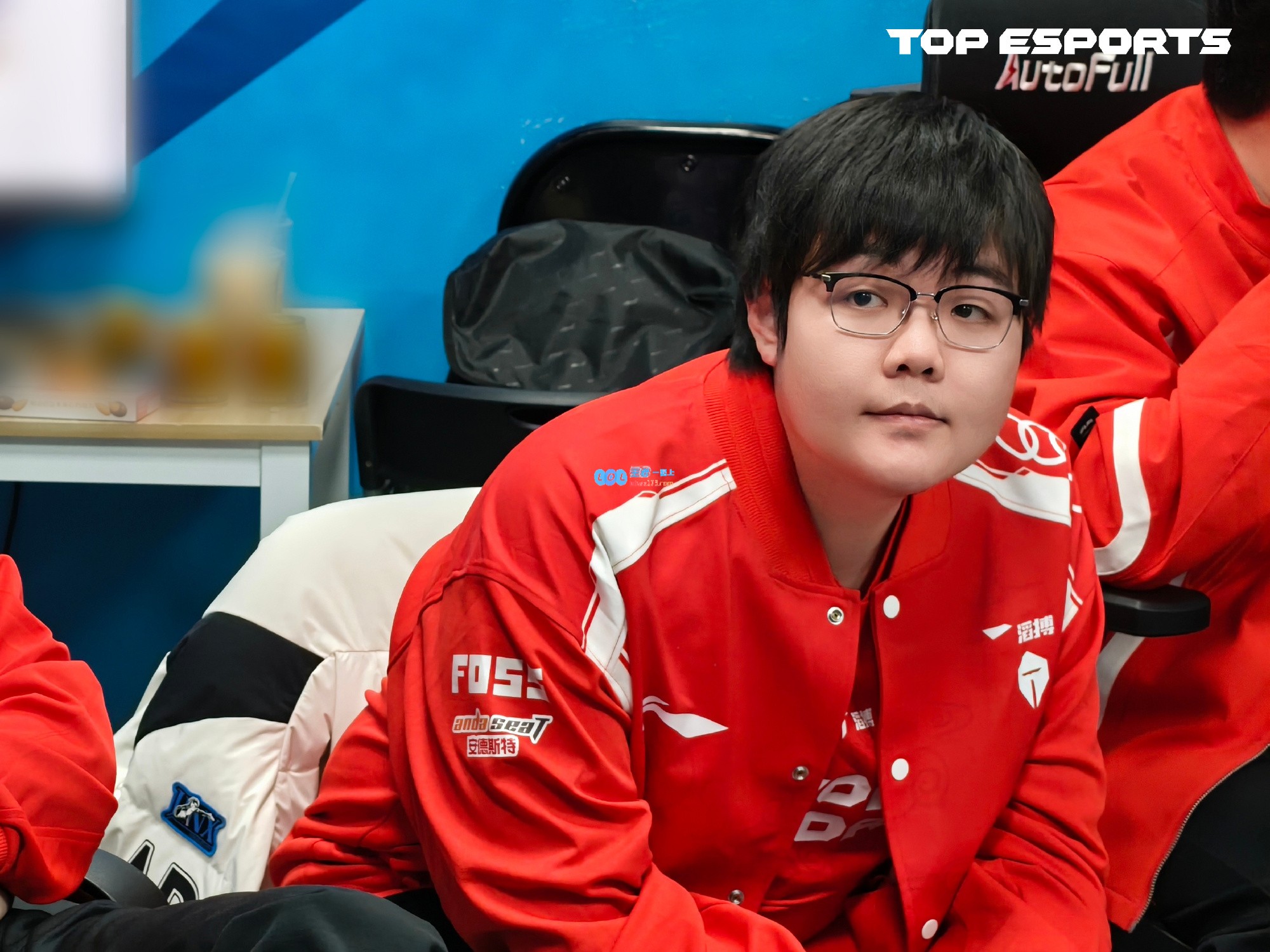 包含TES血洗HLE，Jankos操刀奇招英雄翻盘宿命之战入围赛，让粉丝疯狂欢呼的词条