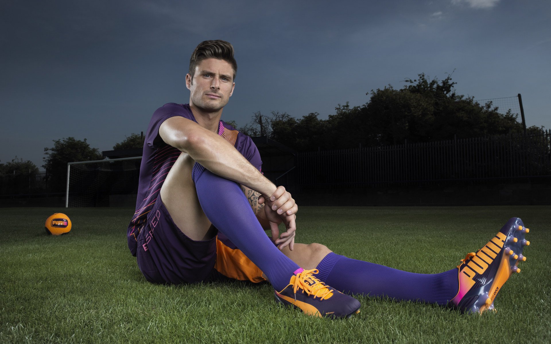 开云平台-3-0完胜！皇家社会展现精密机器之美，沉默的大脑门迪才是幕后指挥官