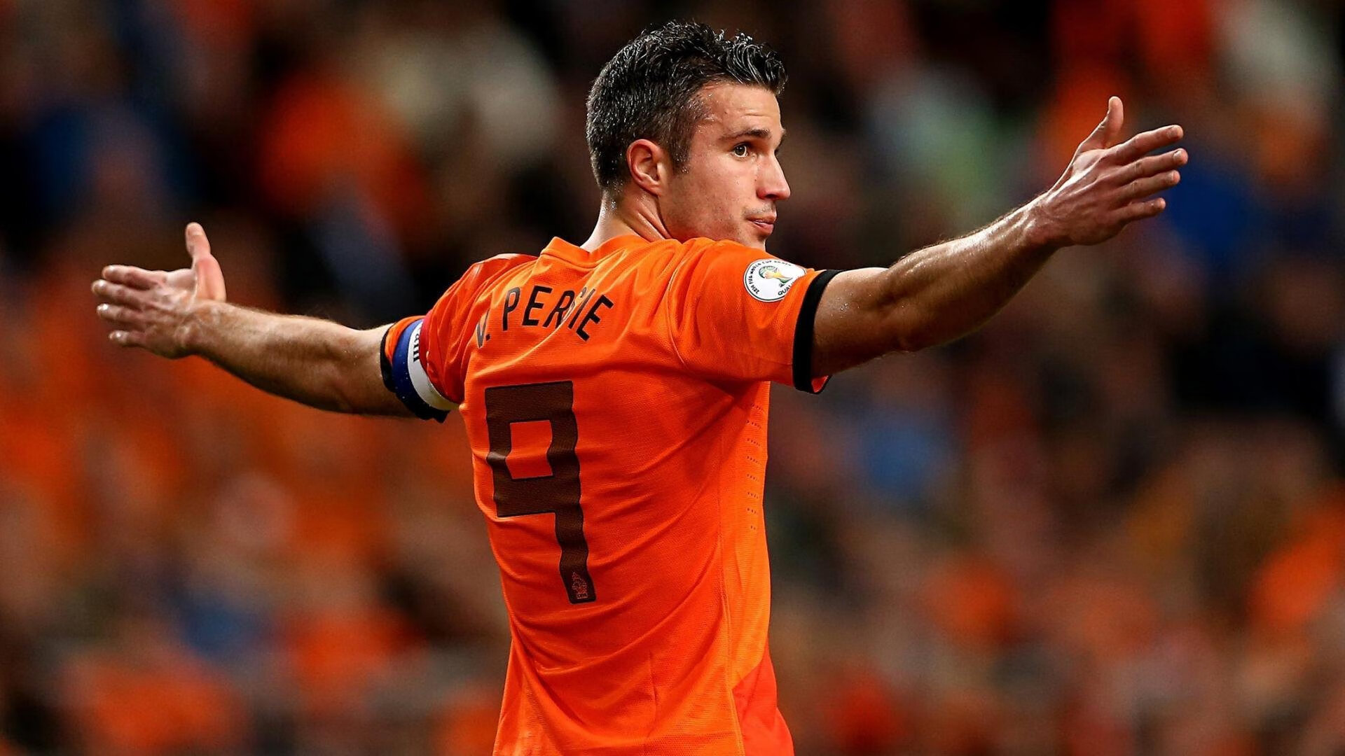 费城飘落的金色彩带下,布伦森的眼泪与英格拉姆的冷眼